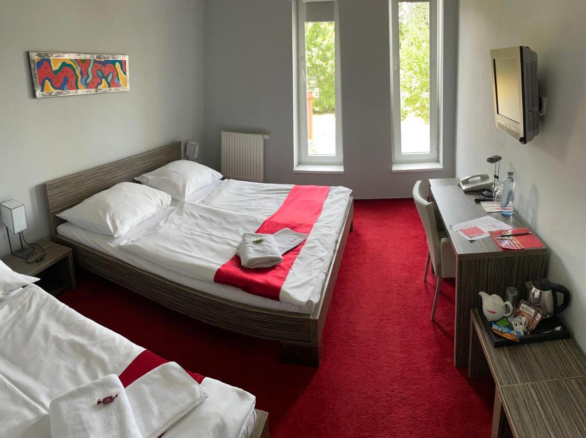 Hotel Olympia Kopřivnice Eksteriør billede