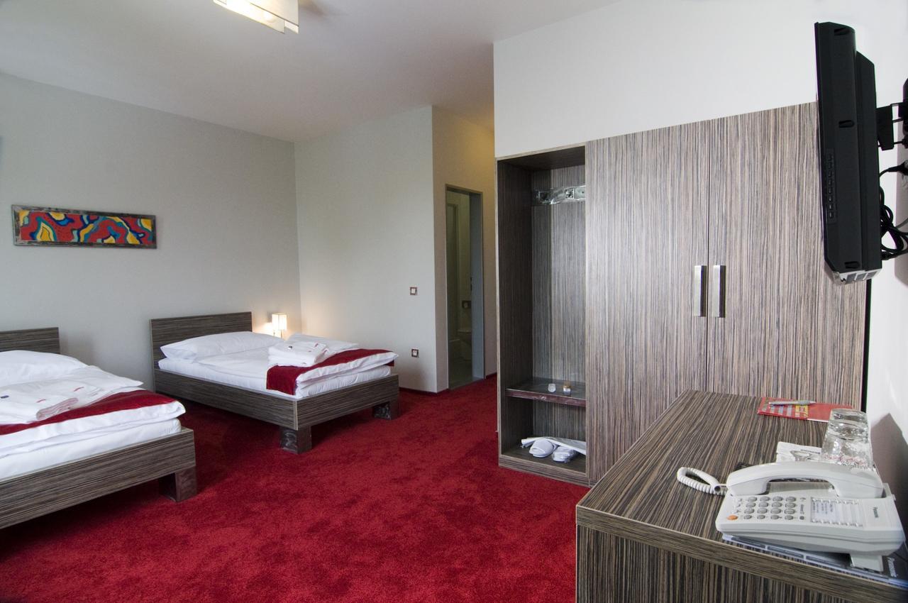 Hotel Olympia Kopřivnice Eksteriør billede