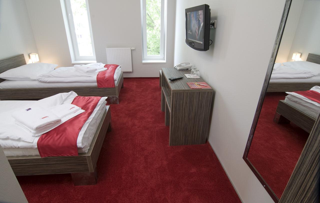 Hotel Olympia Kopřivnice Eksteriør billede